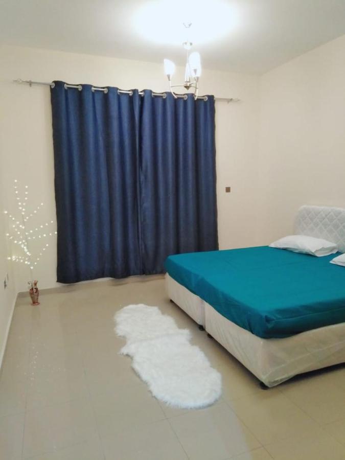 Good Luck Homes Shared Apartments Дубай Екстериор снимка