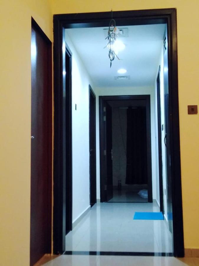 Good Luck Homes Shared Apartments Дубай Екстериор снимка