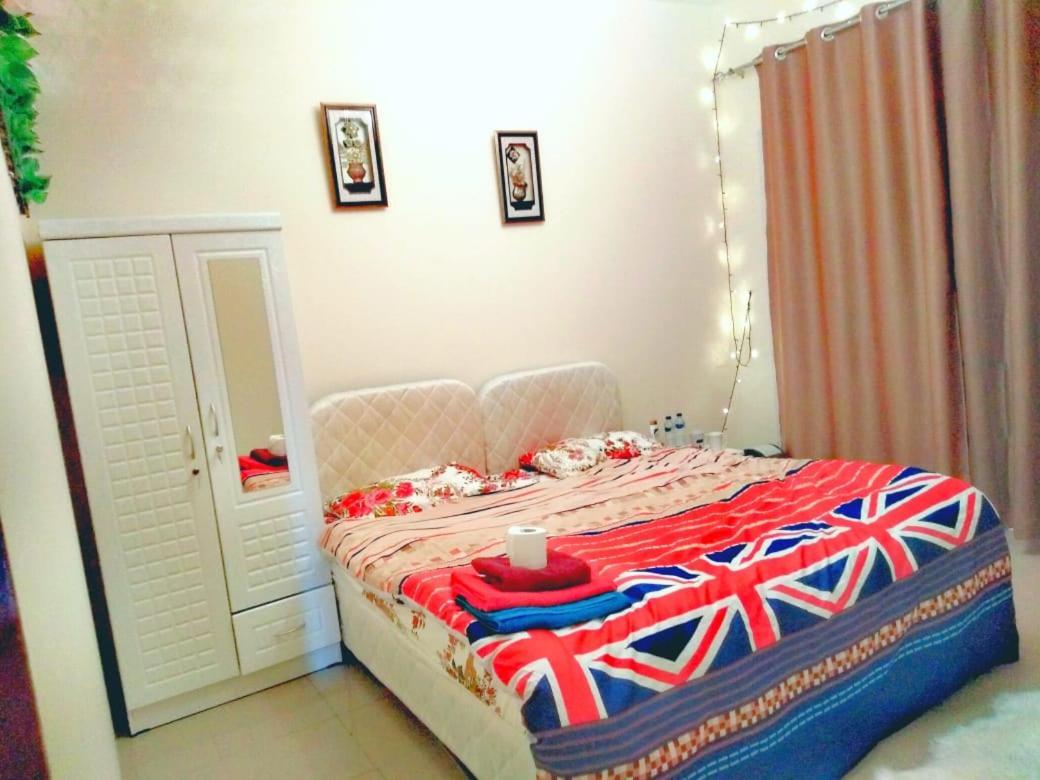 Good Luck Homes Shared Apartments Дубай Екстериор снимка