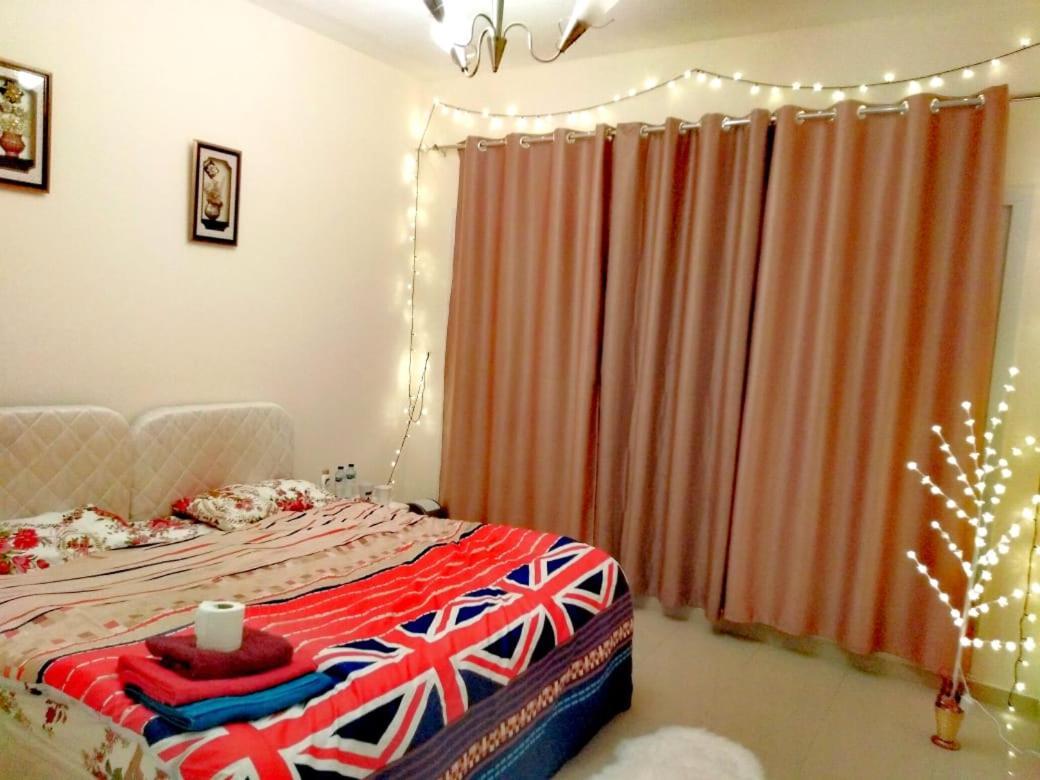 Good Luck Homes Shared Apartments Дубай Екстериор снимка